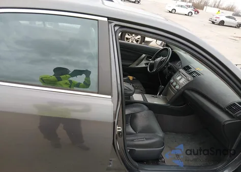 2007 Toyota Camry Se V6 из США, поврежденный, VIN 4T1BK46K47U052569